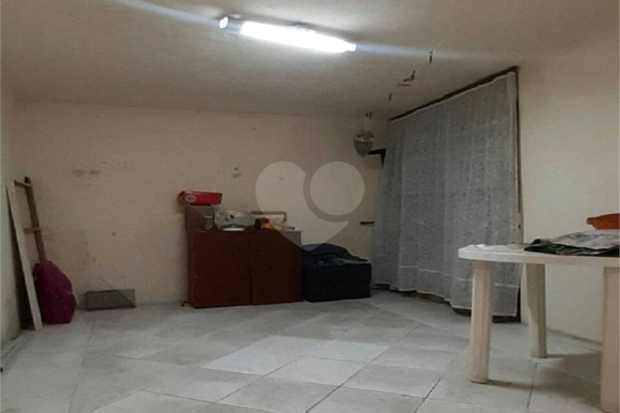 Casa à venda com 2 quartos em Vila Maria Alta, São Paulo, SP