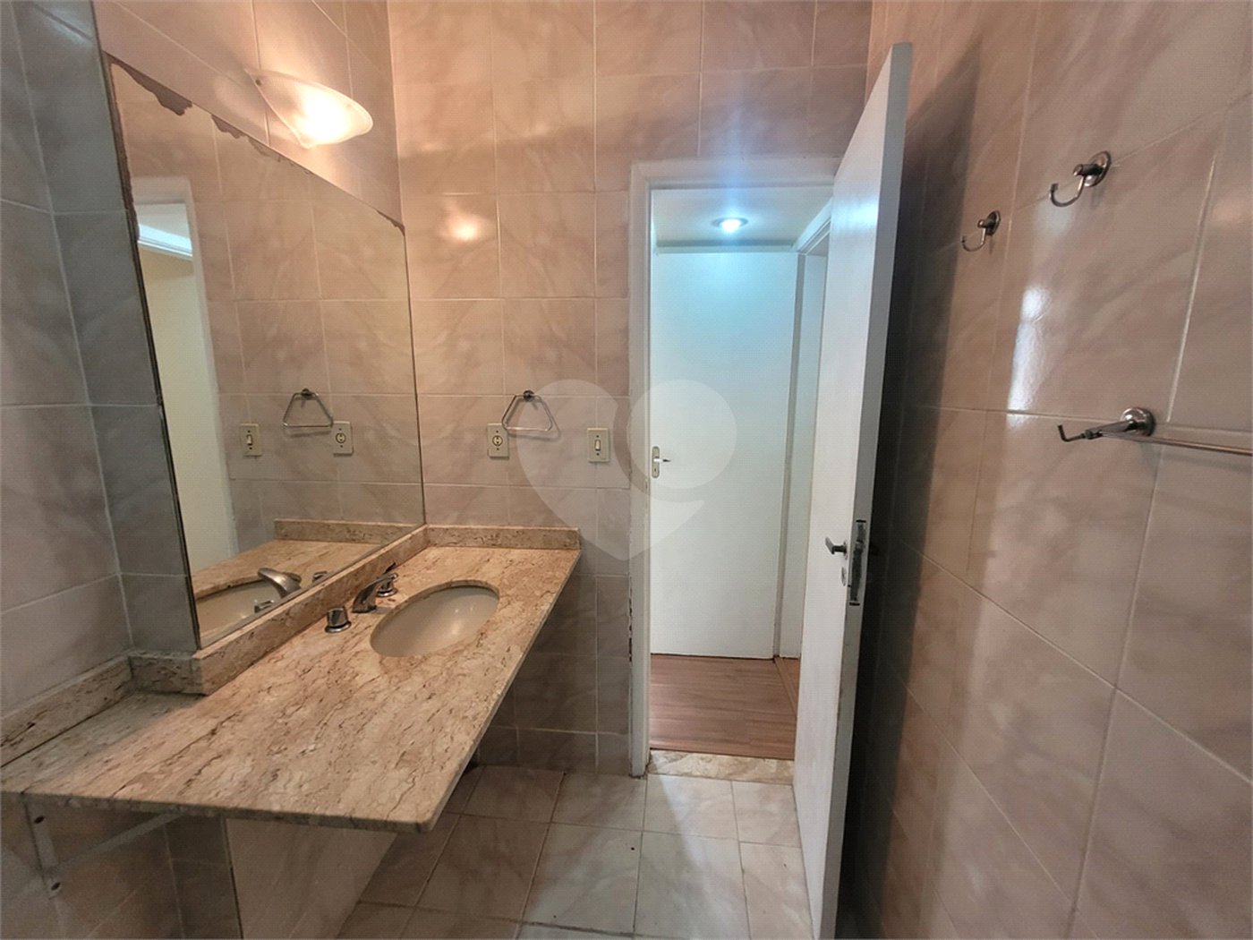 Apartamento para alugar com 3 quartos, sendo 1 suíte, em Tijuca, Rio de Janeiro, RJ