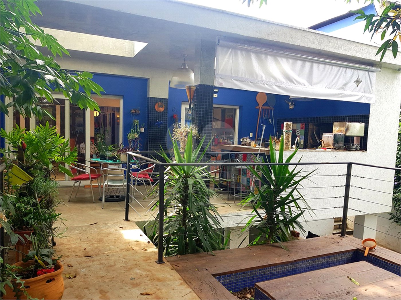 Casa à venda com 3 suítes em Lapa, São Paulo, SP
