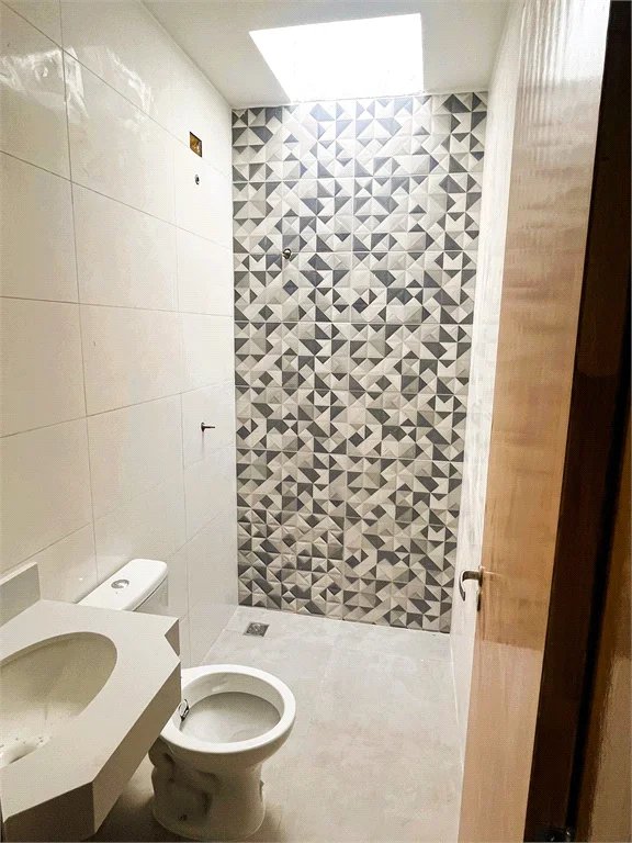 Sobrado à venda com 3 quartos, sendo 1 suíte,  em Vila Tiradentes, São Paulo, SP