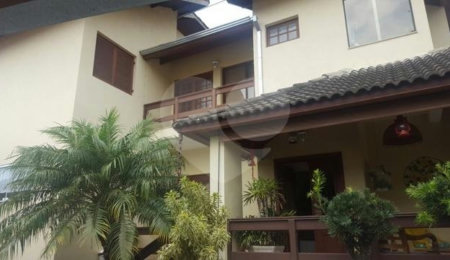 Sobrado à venda com 5 quartos, sendo 1 suíte,  em Jardim Virginia Bianca, São Paulo, SP