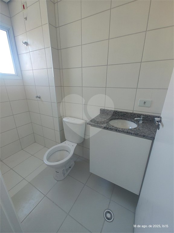 Apartamento para alugar com 3 quartos, sendo 1 suíte,  em Jardim das Palmeiras, Atibaia, SP