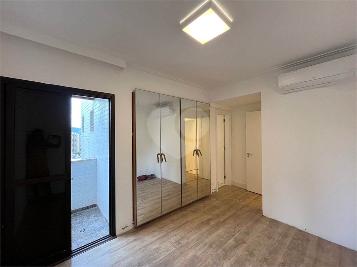 Apartamento à venda com 3 suítes em Santana, São Paulo, SP