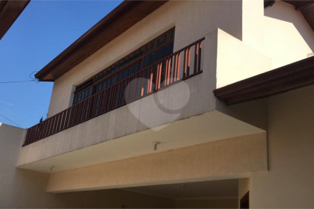 Sobrado à venda com 6 quartos, sendo 3 suítes, em Jardim Refúgio, Sorocaba, SP