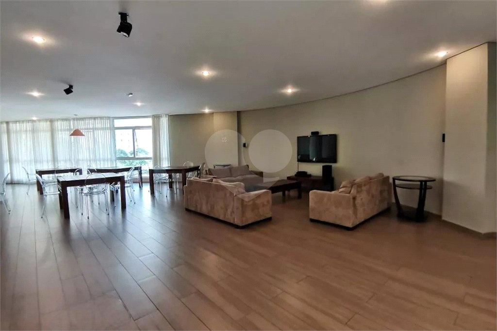 Apartamento à venda com 3 quartos, sendo 1 suíte, em Vila Suzana, São Paulo, SP