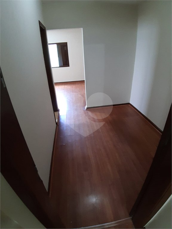 Casa à venda com 3 quartos, sendo 1 suíte,  em Vila Gomes, São Paulo, SP
