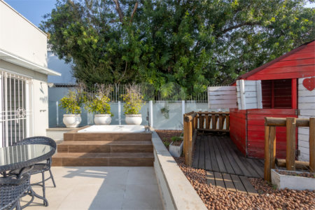 Casa à venda com 4 suítes em Jardim Guedala, São Paulo, SP