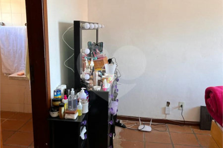 Casa à venda com 2 quartos, sendo 1 suíte,  no Centro, Bertioga, SP