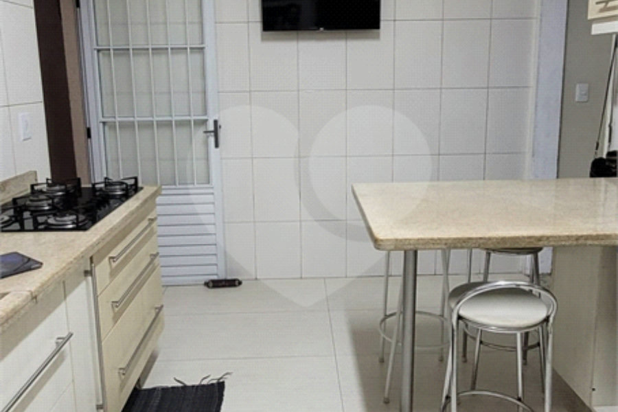 Casa à venda com 3 quartos, sendo 1 suíte,  em Parque Edu Chaves, São Paulo, SP
