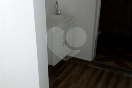 Chácara à venda com 3 quartos, sendo 1 suíte,  em Conjunto Habitacional Brás Cubas, Mogi das Cruzes, SP