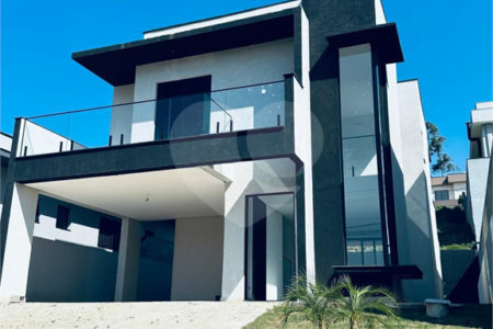 Casa à venda com 3 suítes no condomínio Buona Vitta I, Atibaia - SP