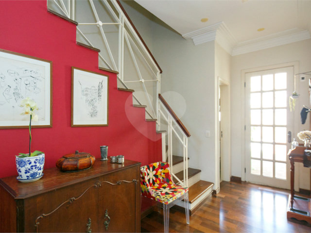 Casa à venda com 5 suítes no condomínio Villa Florida, São Paulo - SP