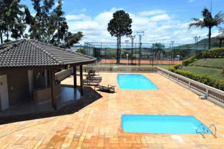 Casa à venda com 4 suítes no condomínio Osato, Atibaia - SP