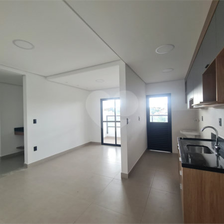 Apartamento à venda com 3 quartos, sendo 1 suíte, em Jardim Refúgio, Sorocaba, SP