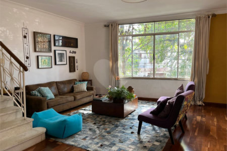 Casa à venda ou para alugar com 4 quartos, sendo 1 suíte, em Vila Monumento, São Paulo, SP