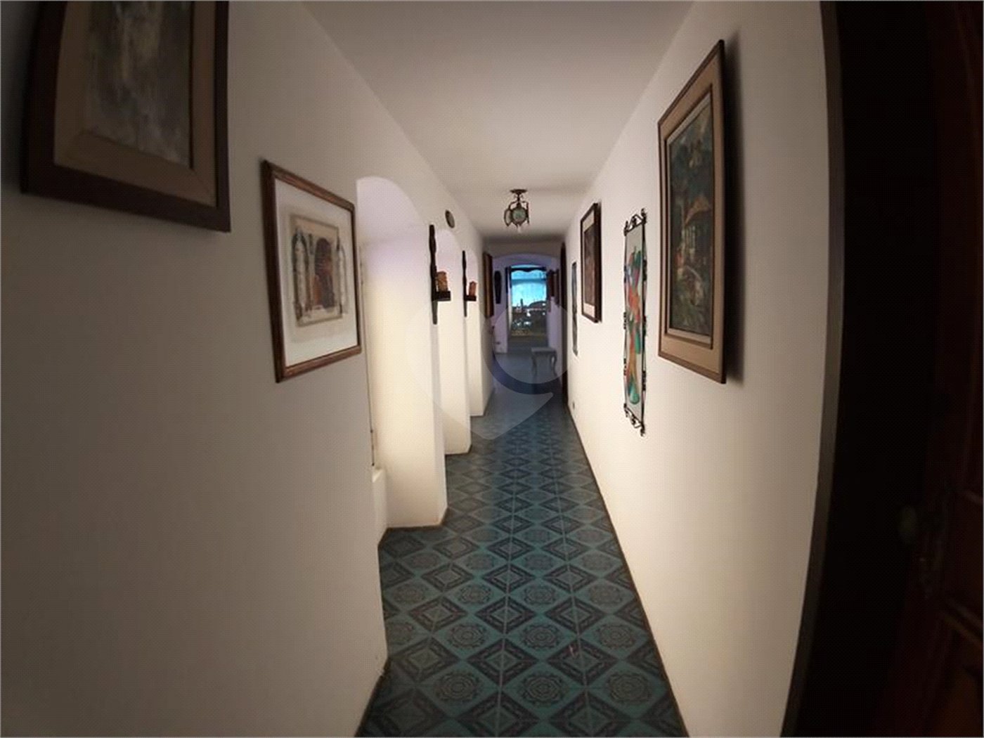 COMERCIAL AO LADO DE CONGONHAS - OPORTUNIDADE