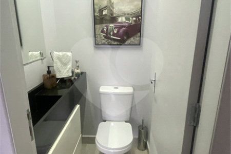 Apartamento à venda com 2 quartos, sendo 1 suíte, em Campo Belo, São Paulo, SP