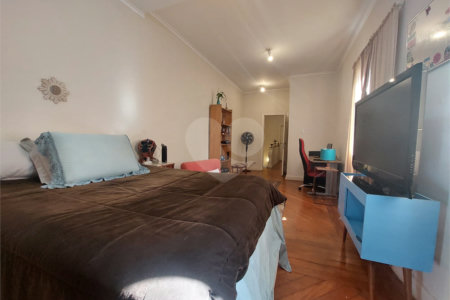 Sobrado à venda com 3 quartos, sendo 2 suítes, em Vila Pompéia, São Paulo, SP