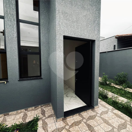 Casa à venda com 3 quartos, sendo 1 suíte, em Parque Itapê, Itapetininga, SP