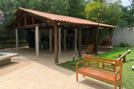 Apartamento à venda com 2 quartos em Parque Reboucas, São Paulo, SP