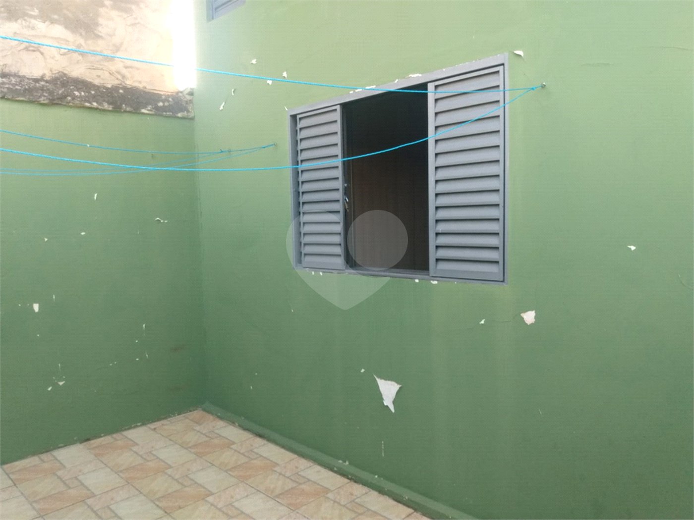 Casa à venda com 2 quartos em Vila Aurora, Itapetininga, SP