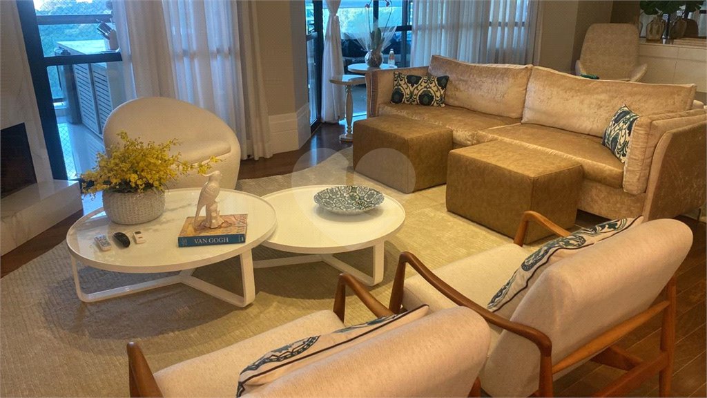 Apartamento à venda com 3 suítes em Jardim Morumbi, São Paulo, SP