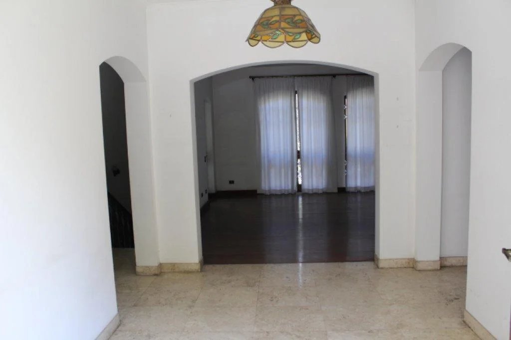 Casa Térrea à venda ou para alugar com 6 suítes em Vila Tramontano, São Paulo, SP