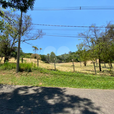 Terreno à venda no condomínio Vale da Santa Fé, Vinhedo - SP