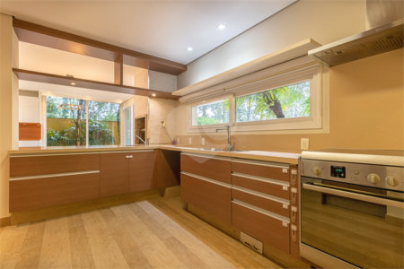 Casa à venda com 4 suítes no condomínio Las Cumbres, São Paulo - SP