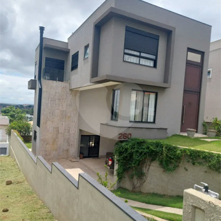 Casa à venda com 3 quartos, sendo 2 suítes, no condomínio Ibiaram 1, Itupeva - SP