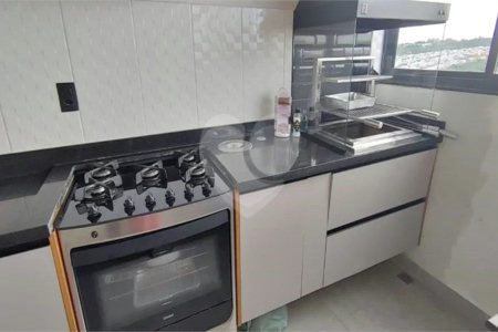 Casa à venda com 4 quartos, sendo 2 suítes, no condomínio Horto Florestal Villagio, Sorocaba - SP