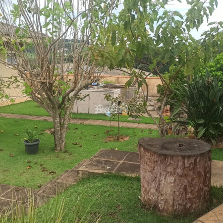 Casa à venda com 3 quartos, sendo 1 suíte, no condomínio Serra da Estrela, Atibaia - SP