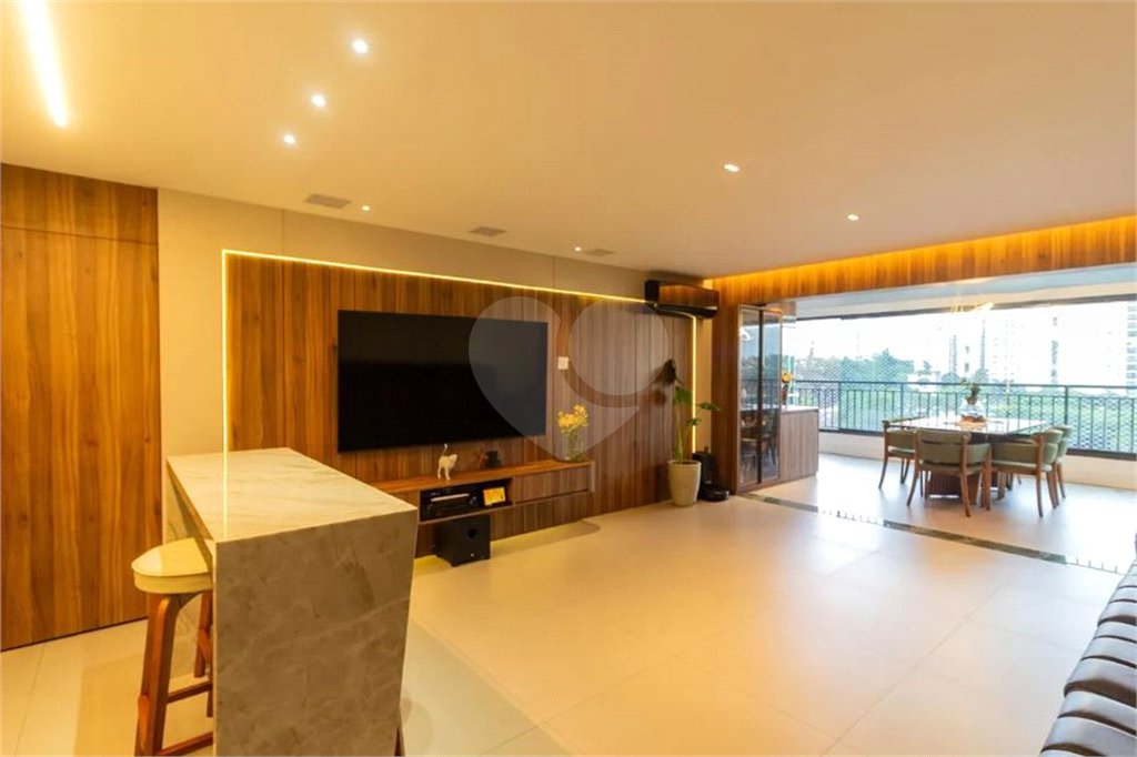Apartamento à venda com 3 suítes em Campo Grande, São Paulo, SP