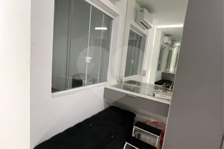 Sobrado à venda com 3 quartos, sendo 1 suíte, em Vila Maria Alta, São Paulo, SP