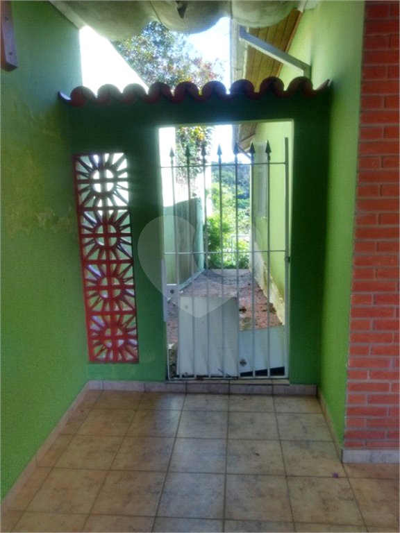 Sobrado à venda com 3 quartos em Horto, São Paulo, SP