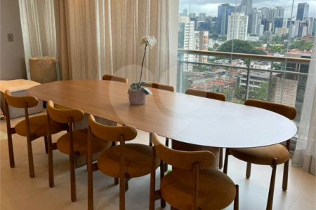 Apartamento à venda com 4 suítes em Jardim das Acácias, São Paulo, SP