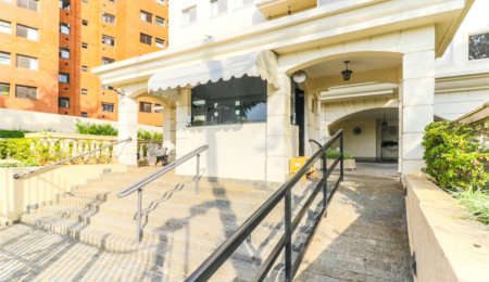 Apartamento à venda com 3 quartos, sendo 1 suíte,  em Santo Amaro, São Paulo, SP