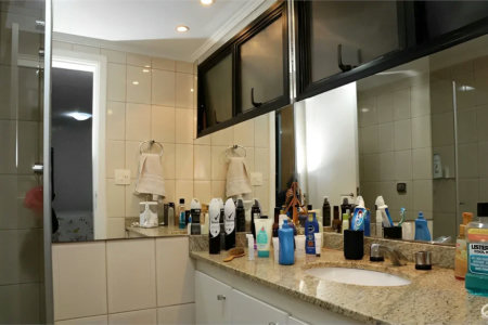 Apartamento à venda com 4 quartos, sendo 3 suítes, em Real Parque, São Paulo, SP