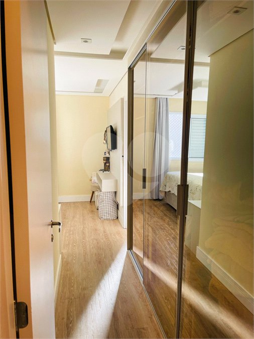 Apartamento à venda com 3 quartos, sendo 1 suíte,  em Vila Suissa, Mogi das Cruzes, SP
