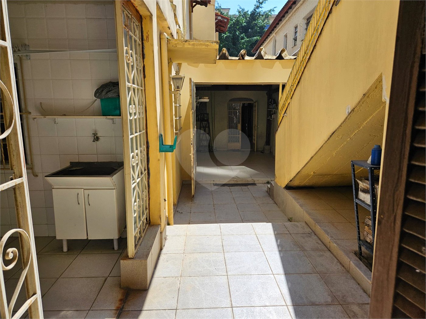 Casa à venda com 3 quartos, sendo 1 suíte,  em Água Branca, São Paulo, SP