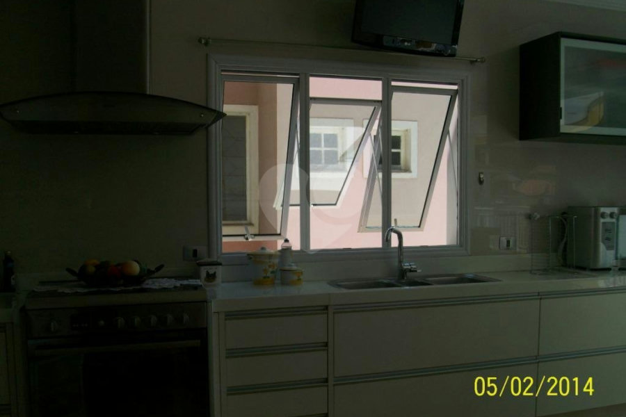 Casa em condomínio à venda com 4 suítes em Horto, São Paulo, SP