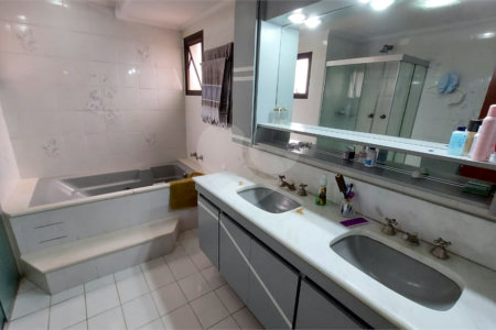 Apartamento à venda com 4 suítes em Água Fria, São Paulo, SP