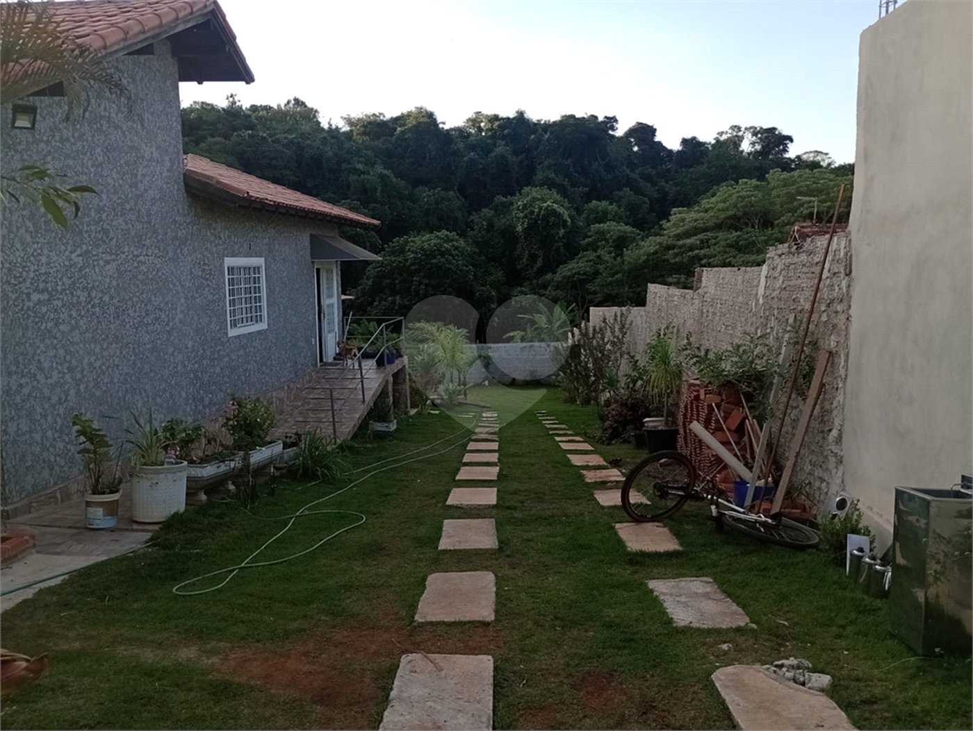 Chácara à venda com 5 quartos, sendo 1 suíte, em Jardim Marabá, Itapetininga, SP