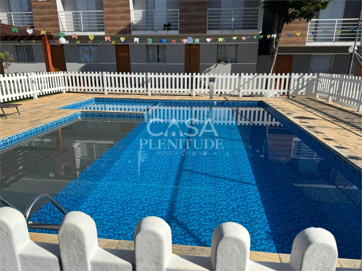 Casa de Vila à venda com 2 suítes em Chácaras do Rosário, Franco da Rocha, SP