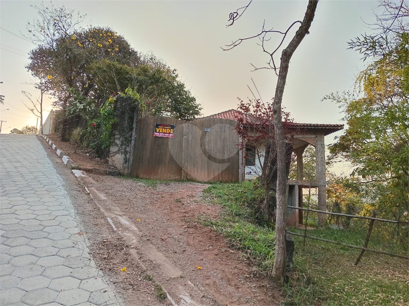 Casa à venda com 2 quartos, sendo 1 suíte, no condomínio Mirante da Mantiqueira I, Mairiporã - SP