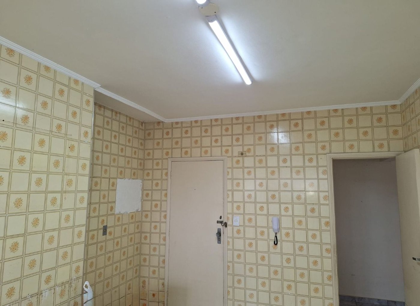 Apartamento Amplo a Apenas 120 Metros da Praia – Localização Privilegiada na Ponta da Praia!