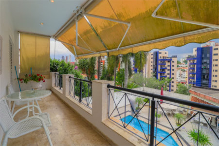 Casa à venda com 4 quartos, sendo 3 suítes,  em Vila Sônia, São Paulo, SP