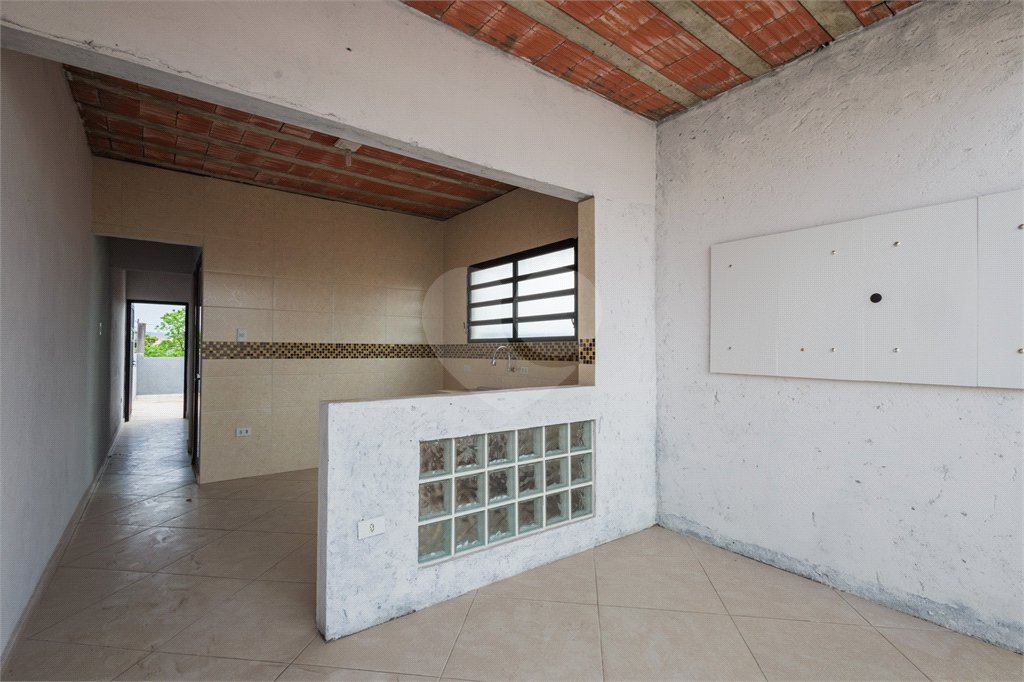 Casa à venda com 3 quartos, sendo 2 suítes, em Jardim Santa Cecília, Guarulhos, SP