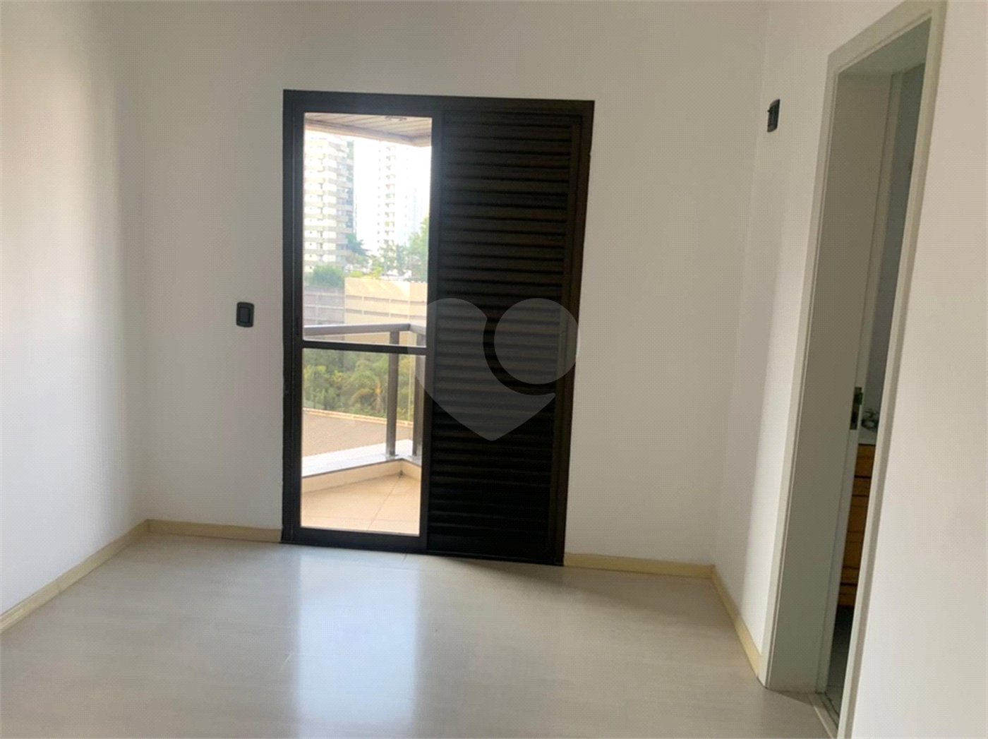 Apartamento à venda com 4 quartos, sendo 3 suítes, em Vila Andrade, São Paulo, SP