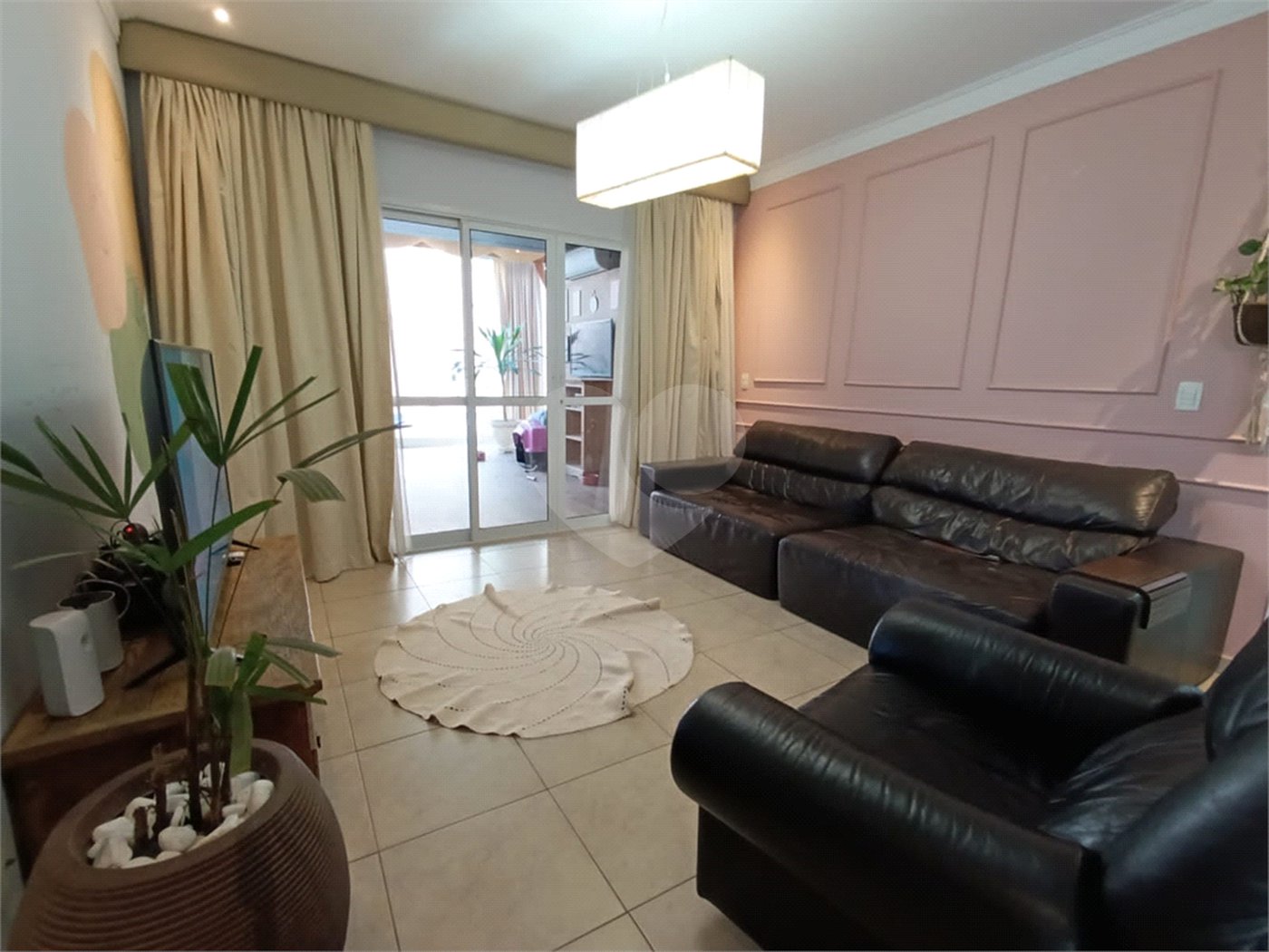 Casa à venda com 4 quartos, sendo 1 suíte, no condomínio Jardim Reserva Bom Viver de Indaiatuba, Indaiatuba - SP